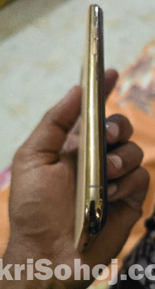 Apple iphone 11 pro (used)